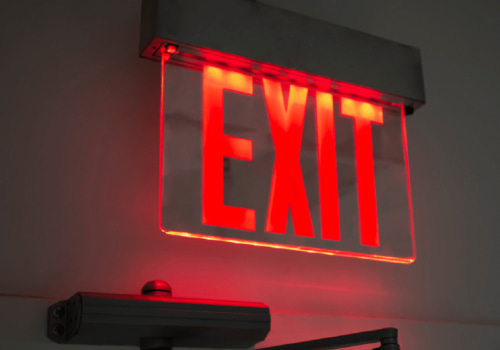 Benefits of Choosing a Lighted Sign over Traditional Signage